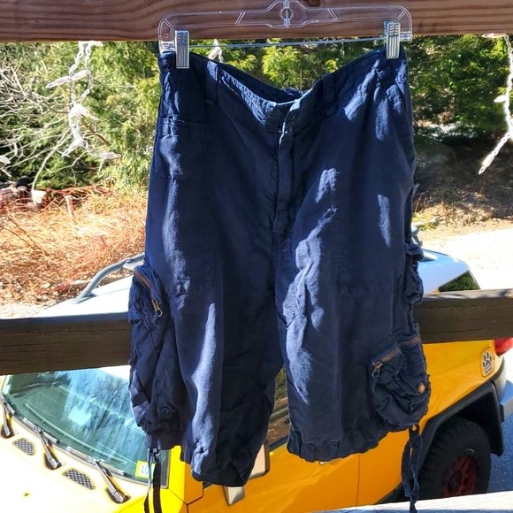 💥SOLD💥Ralph Lauren Linen&Silk Navy Blue Cargo Shorts - Picture 1 of 15